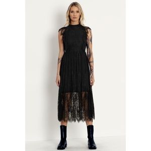 BLACKMILK CULTIST LACE FRILL SLEEVE MIDAXI
DRESS - LIMITED